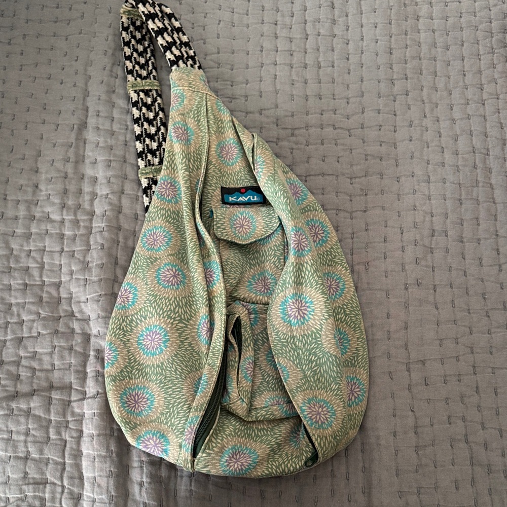 Kavu Green Floral Medallion Sling Bag with Black Strap
